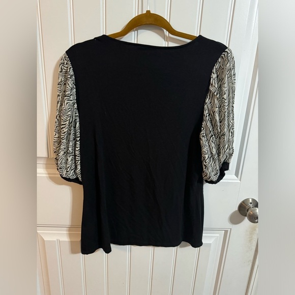 Tahari Black and White Zebra Sleeve Blouse - Picture 6 of 7